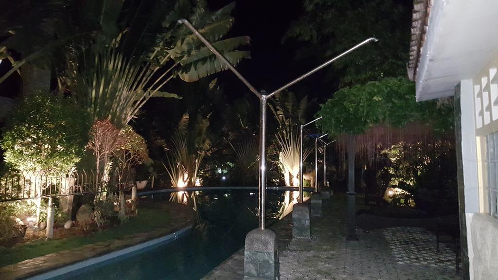 Mactan Breeze - Airport Bed And Breakfast Lapu-Lapu City Bagian luar foto