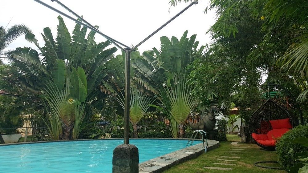 Mactan Breeze - Airport Bed And Breakfast Lapu-Lapu City Bagian luar foto